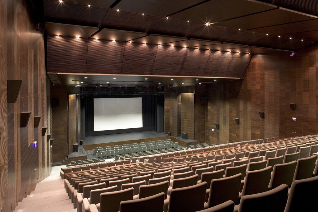 ccvf_grande_auditorio_1_1024_2500